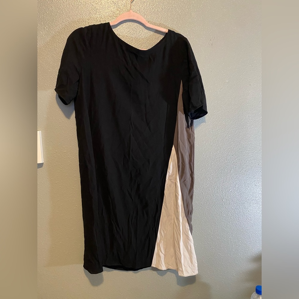 Color-block knee length dress